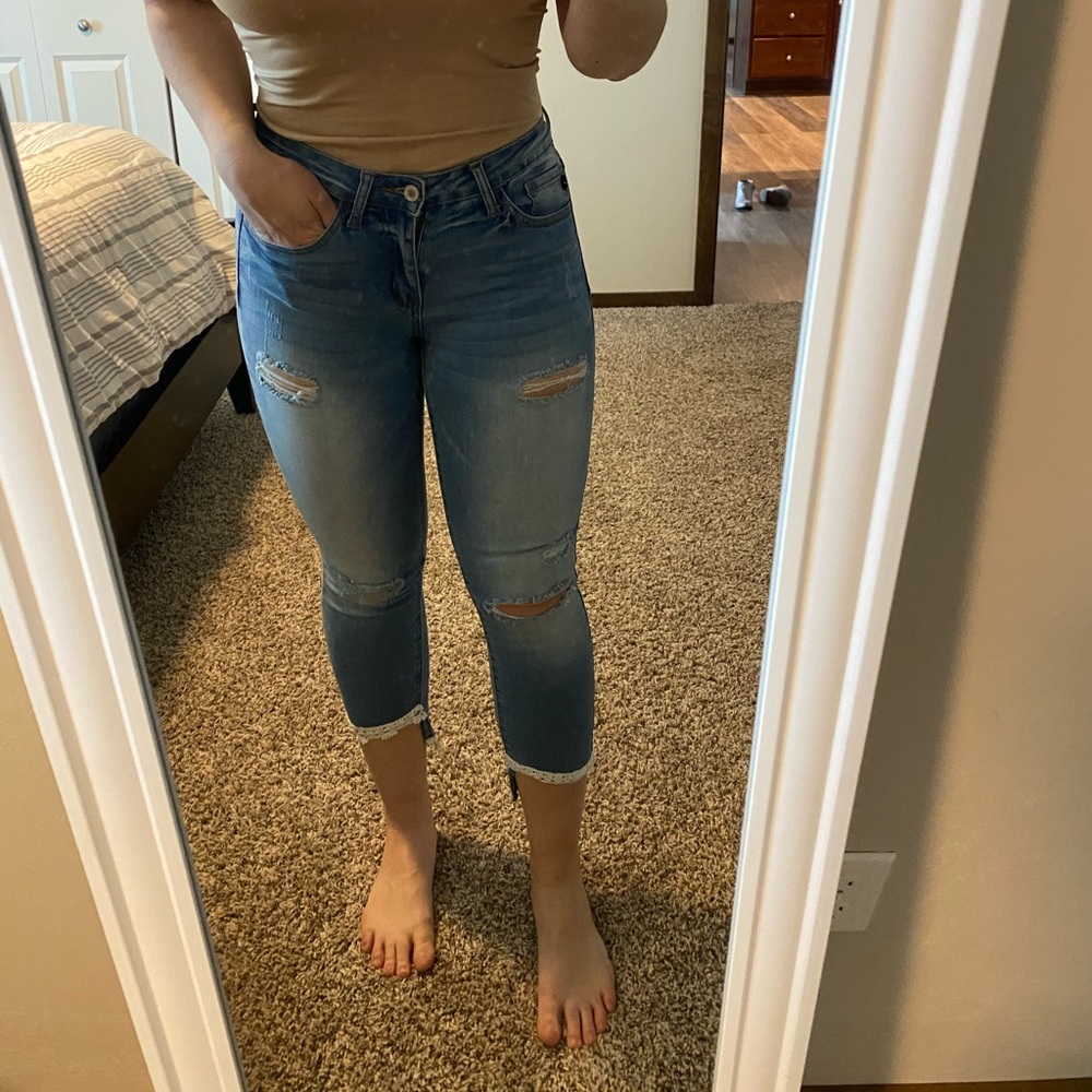 KanCan Skinny Crops